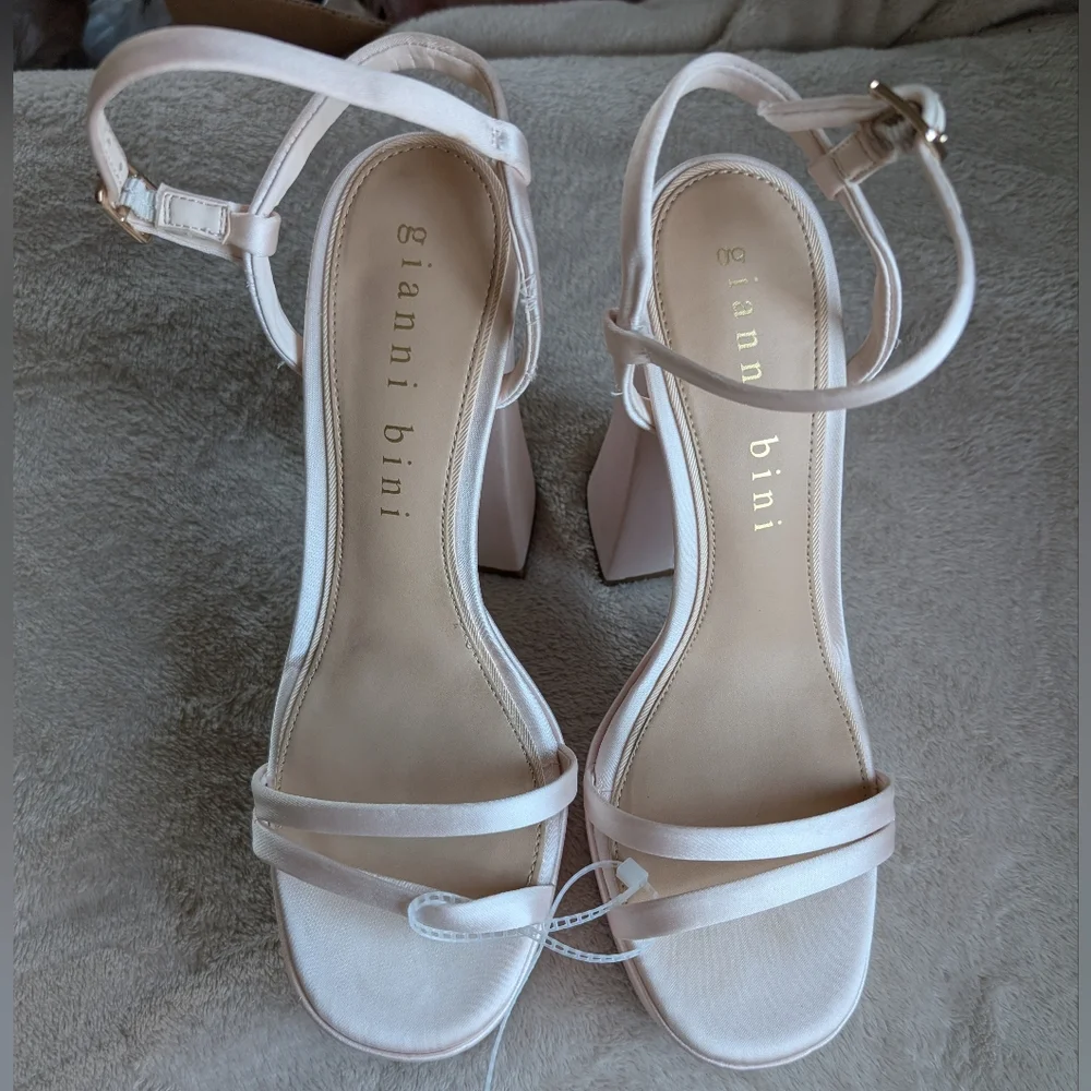 Gianni Bini block-heel platform dress sandals Size 9.5